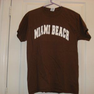 Miami Beach Fruit of the Loom Tee Shirt Brown Size Medium